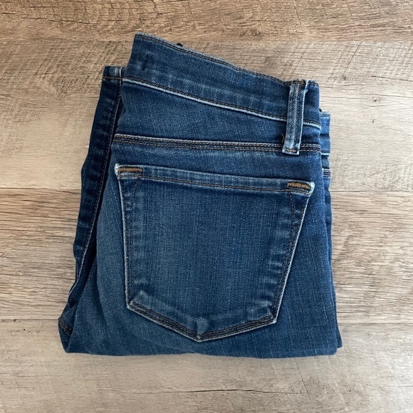 J Brand Alta Busted Distressed Knee Skinny Capri Blue Jeans Size 24 - Picture 4 of 12